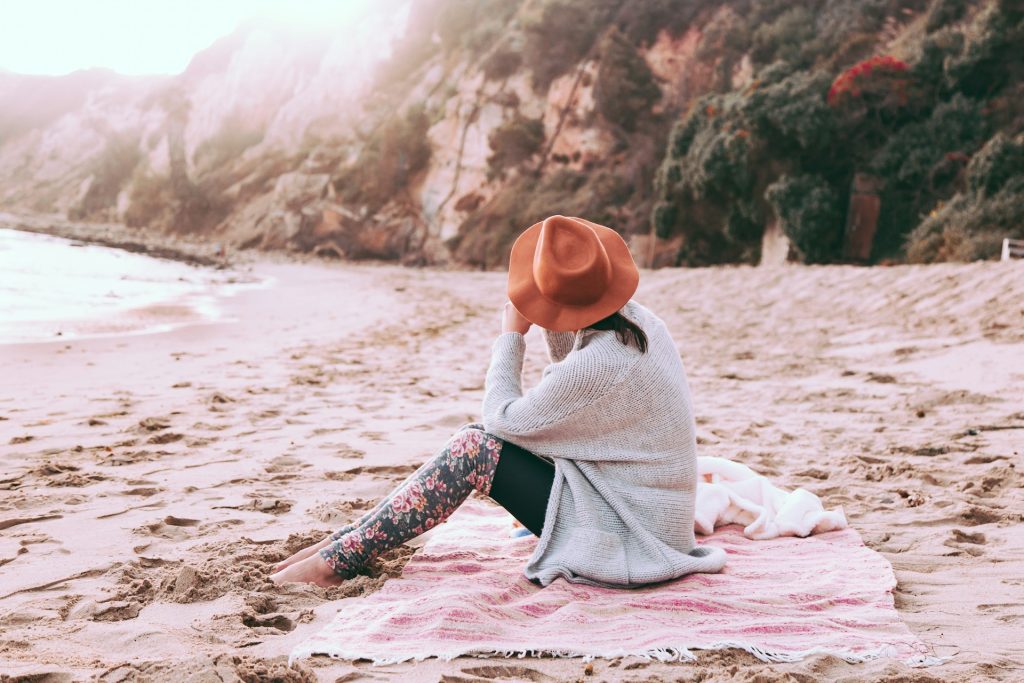 The Ultimate Guide to Choosing the Perfect Travel Blanket